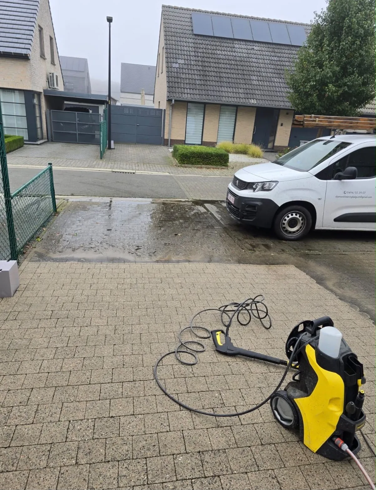 Oprit in klinkers, met de hogedrukreiniger