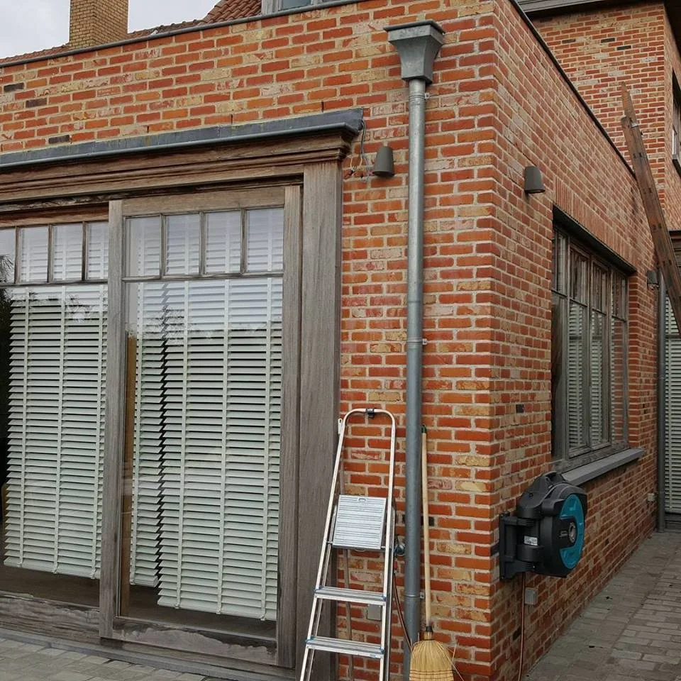 Gereinigde veranda van een woning in Lier